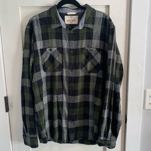 NWOT Green, black and gray flannel